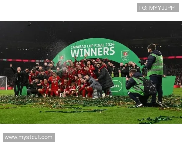 德甲新星崛起1米9铁闸数据超越范戴克利物浦的大胆选择引发热议